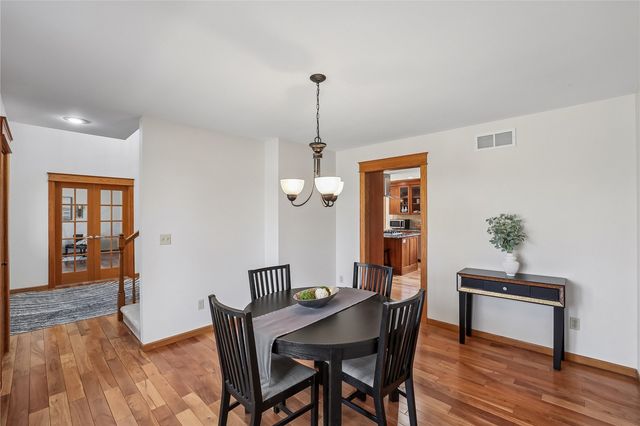 1404 Santa Fe Drive, Iowa City, IA 52246