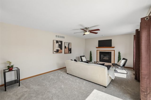 1404 Santa Fe Drive, Iowa City, IA 52246