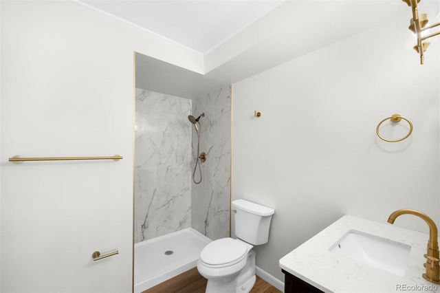 675 S Alton Way 9C, Denver, CO 80247