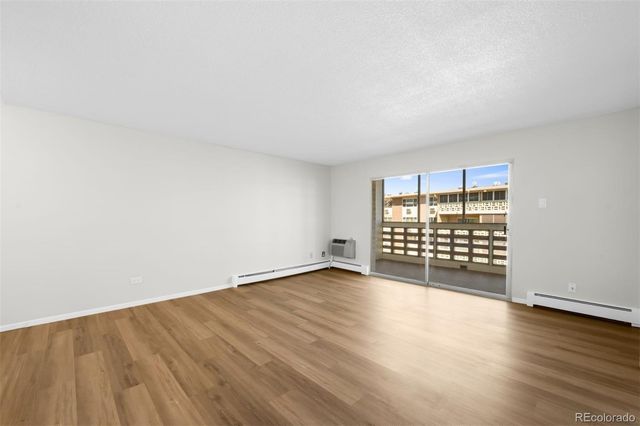 675 S Alton Way 9C, Denver, CO 80247