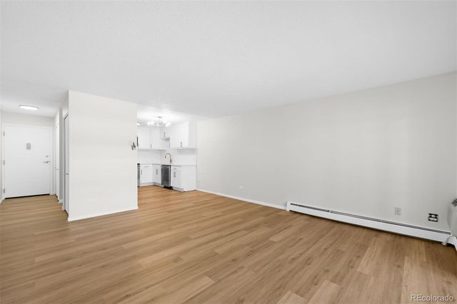 675 S Alton Way 9C, Denver, CO 80247