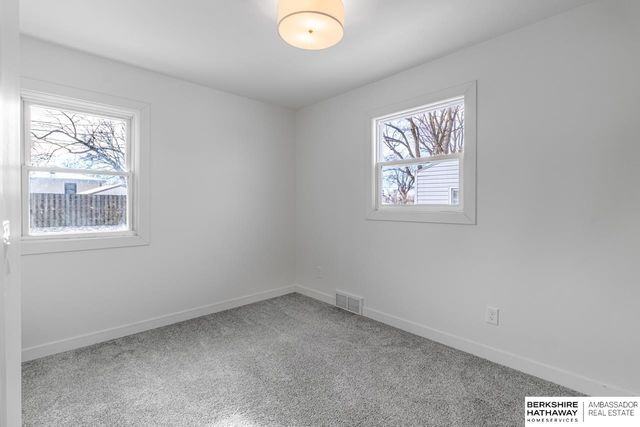 343 Highland Drive, Gretna, NE 68028