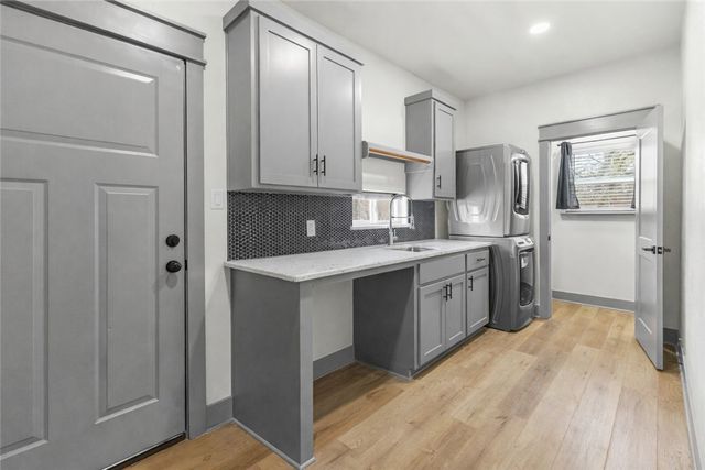 5012 Hickory Lane, College Station, TX 77845