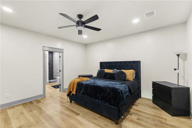 5012 Hickory Lane, College Station, TX 77845