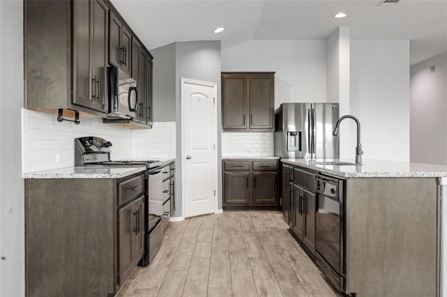 20506 National DR, Lago Vista, TX 78645