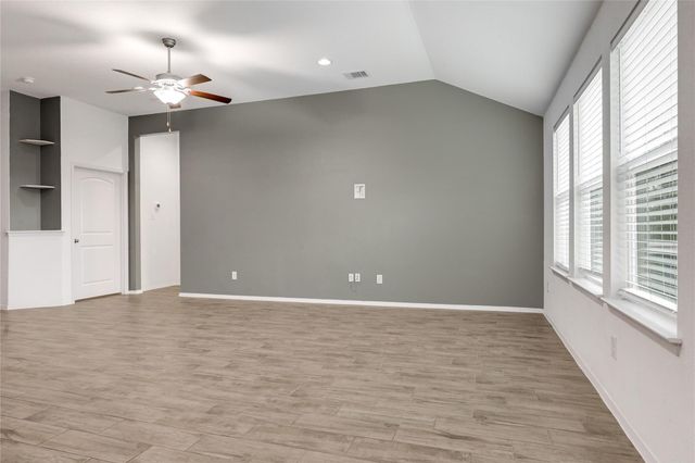 20506 National DR, Lago Vista, TX 78645