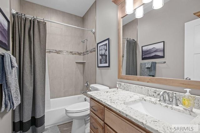 5276 Rock Hollow Lane, Idaho Falls, ID 83401