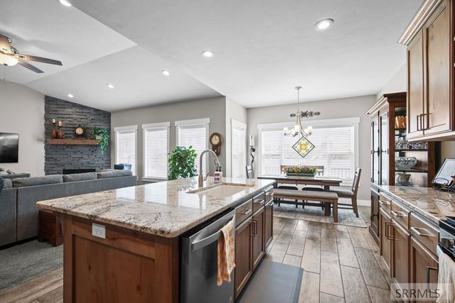 5276 Rock Hollow Lane, Idaho Falls, ID 83401