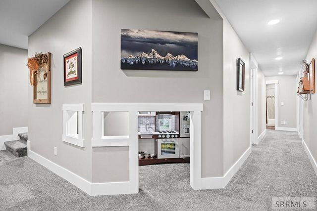 5276 Rock Hollow Lane, Idaho Falls, ID 83401