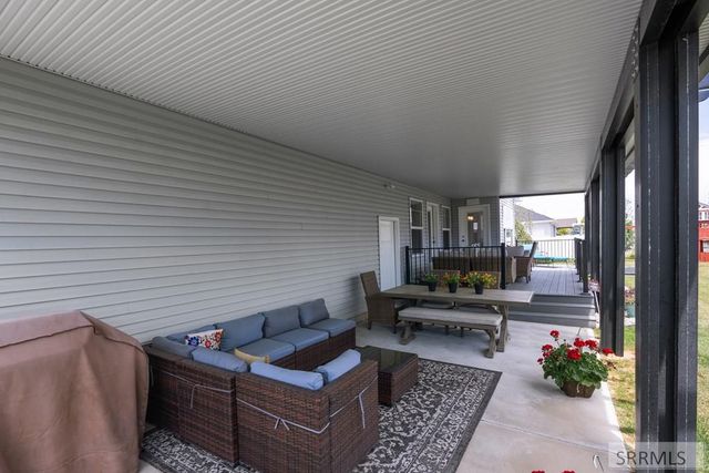 5276 Rock Hollow Lane, Idaho Falls, ID 83401