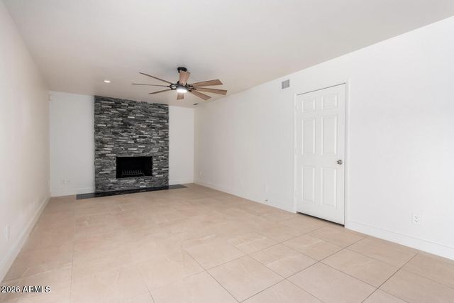 13627 N 57TH Place, Scottsdale, AZ 85254