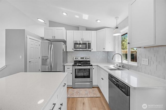 8304 65th Place NE, Marysville, WA 98270