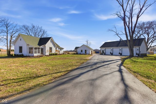 7227 E County Road 150 S, Avon, IN 46123