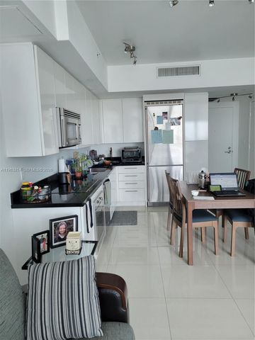 92 SW 3rd St 2107, Miami, FL 33130