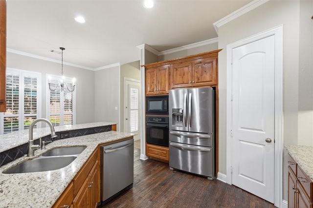 1408 Hampton Road, Grapevine, TX 76051