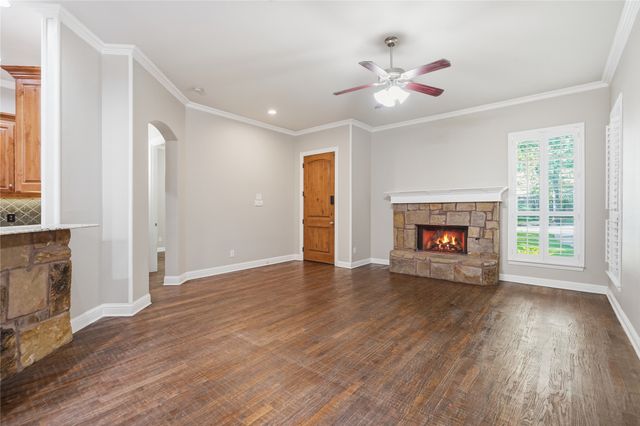 1408 Hampton Road, Grapevine, TX 76051