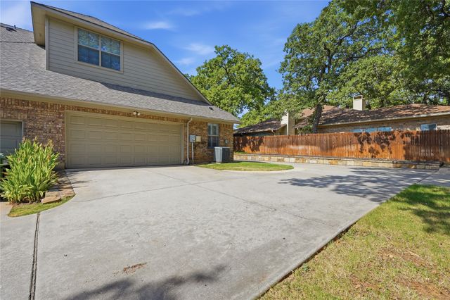 1408 Hampton Road, Grapevine, TX 76051