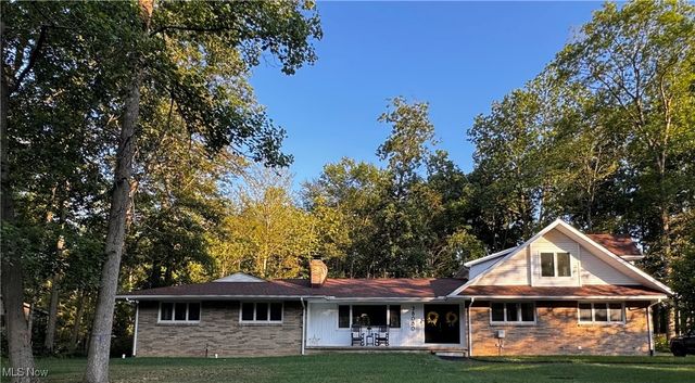 38080 Berkeley Avenue, Moreland Hills, OH 44022