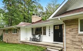 38080 Berkeley Avenue, Moreland Hills, OH 44022