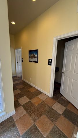 12458 S TITHING POINT DR, Riverton, UT 84065