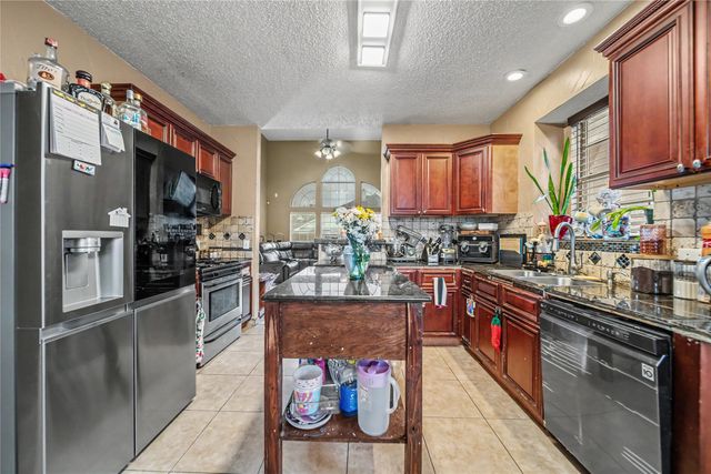 1517 Cool Springs Drive, Mesquite, TX 75181