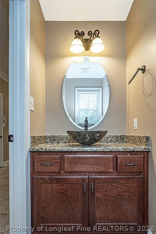 126 W Twelve Oaks Road, Raeford, NC 28376