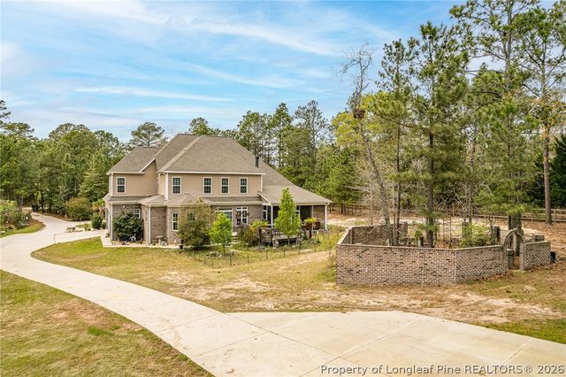 126 W Twelve Oaks Road, Raeford, NC 28376