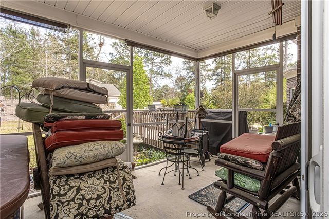 126 W Twelve Oaks Road, Raeford, NC 28376