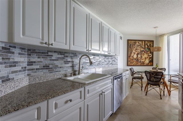 16711 Collins Avenue 1704, Sunny Isles Beach, FL 33160
