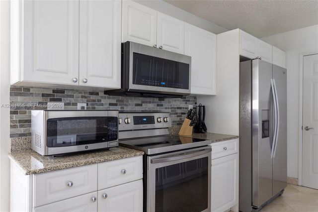 16711 Collins Avenue 1704, Sunny Isles Beach, FL 33160