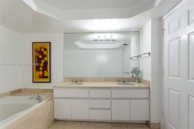 16711 Collins Avenue 1704, Sunny Isles Beach, FL 33160