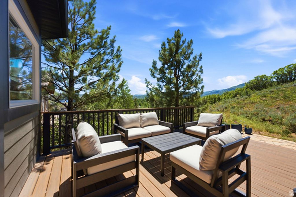 Image 44 of property listing at 5405 BOBSLED BLVD, Park City, UT 84098