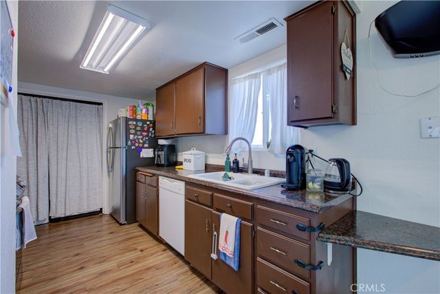 1355 Vine Avenue, Atwater, CA 95301