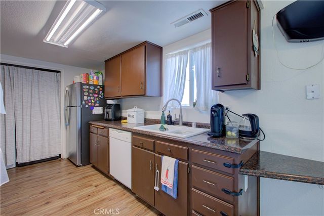 1355 Vine Avenue, Atwater, CA 95301