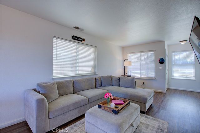 1355 Vine Avenue, Atwater, CA 95301