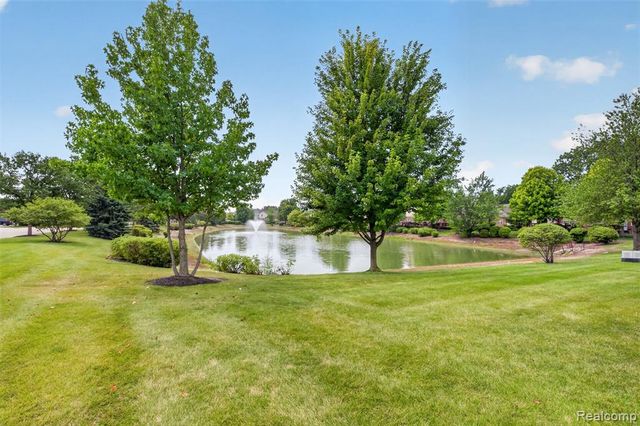 4171 Bridgeview Lane, Canton, MI 48188