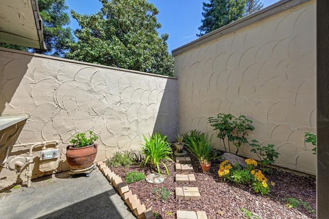 3224 Casitas Bonito, Sacramento, CA 95825