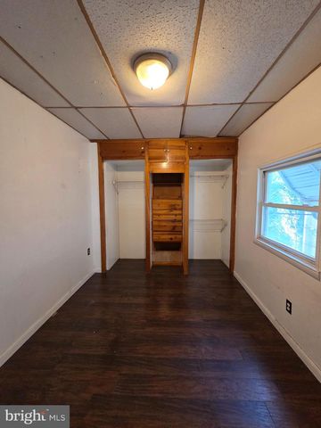 1648 COTTON ST, Reading, PA 19606
