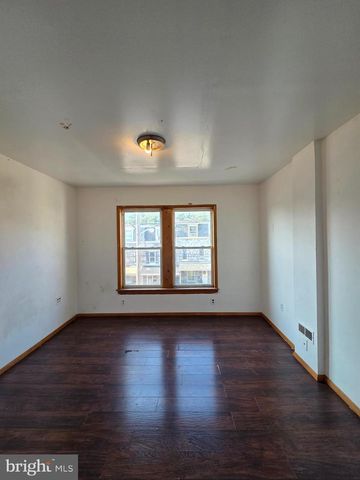 1648 COTTON ST, Reading, PA 19606