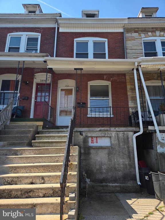 1648 COTTON ST, Reading, PA 19606
