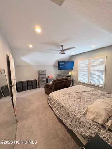 105 Pennsylvania Avenue, Swanton, OH 43558