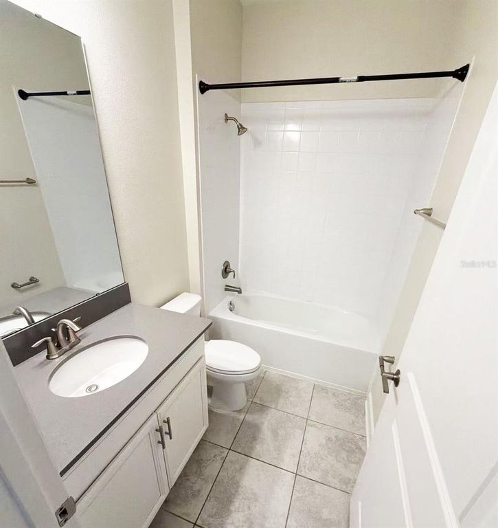 Image 19 of property listing at 11211 HISTORY AVENUE, Orlando, FL 32832