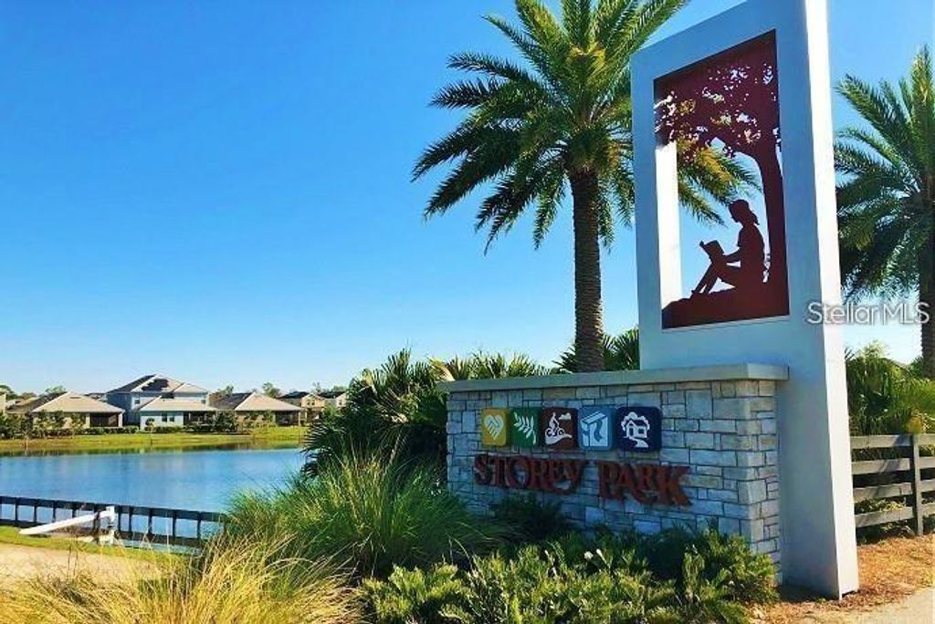 Image 21 of property listing at 11211 HISTORY AVENUE, Orlando, FL 32832