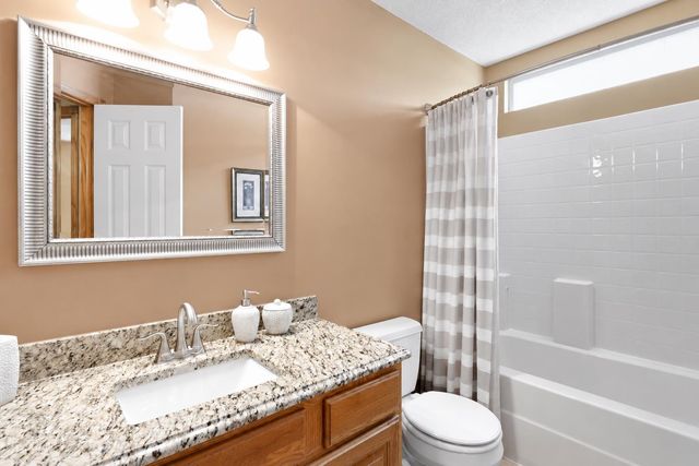 1011 S Sagebrush, Wichita, KS 67230