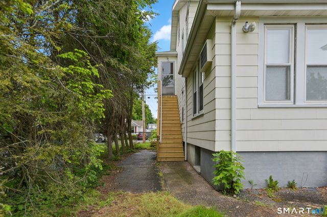 45 High Street B, Wallingford, CT 06492