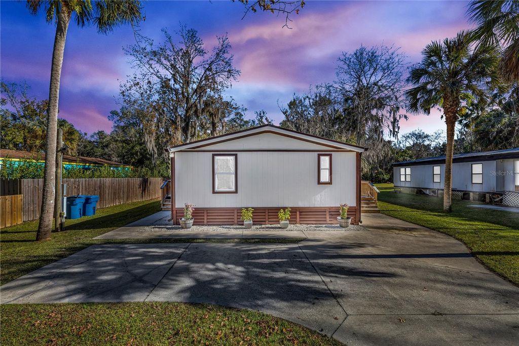 1311 ELIZABETH STREET, New Smyrna Beach, FL 32168