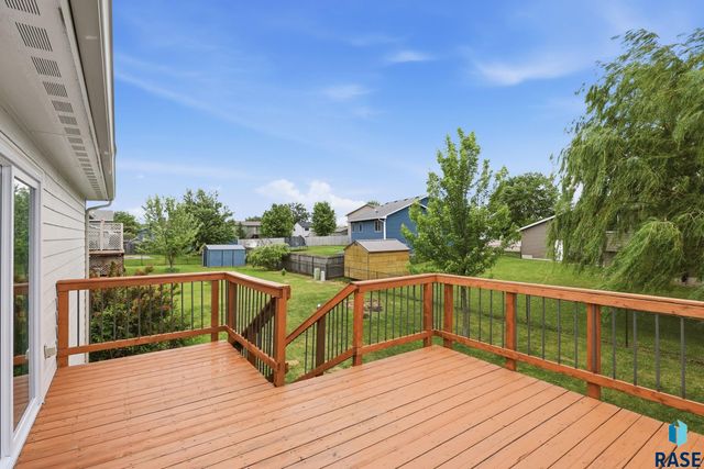 900 S Linden Ave Avenue, Harrisburg, SD 57032