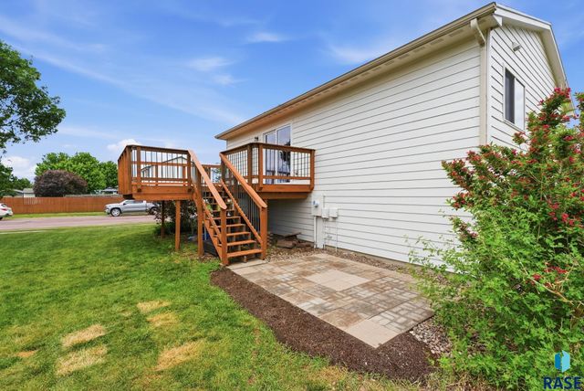 900 S Linden Ave Avenue, Harrisburg, SD 57032