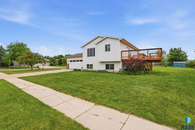900 S Linden Ave Avenue, Harrisburg, SD 57032