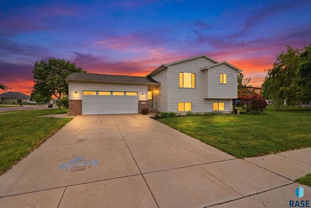 900 S Linden Ave Avenue, Harrisburg, SD 57032